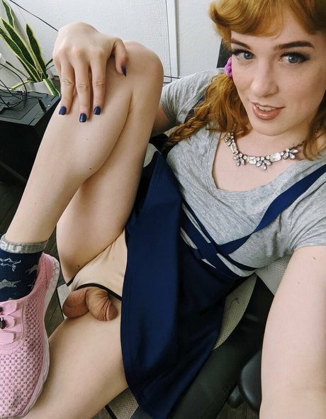 ericacherry model nude photo