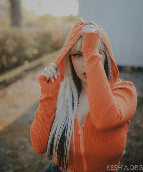 kawaiikeshiafree model naked galleries