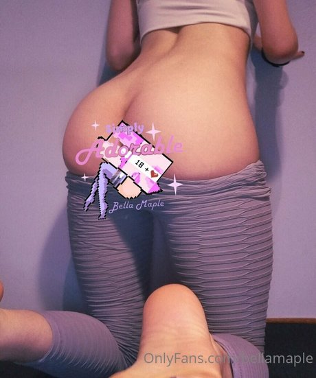 bellamaple pornstar naked photo