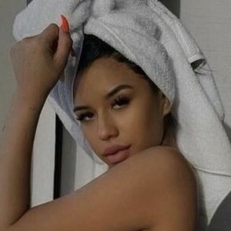 badlittleshawty pornographic actress image