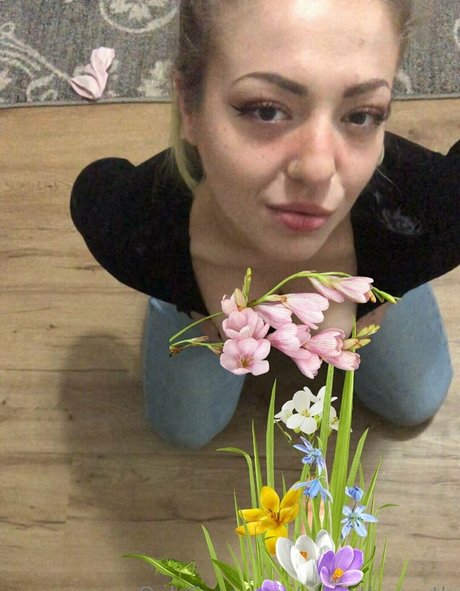 oliviathenorth sex model gallery