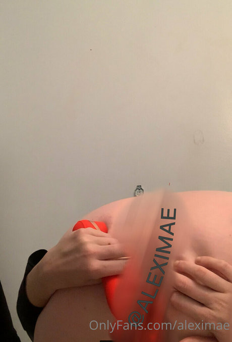 aleximae model erotic galleries