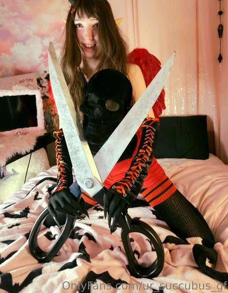 ur succubus gf hd actress picture