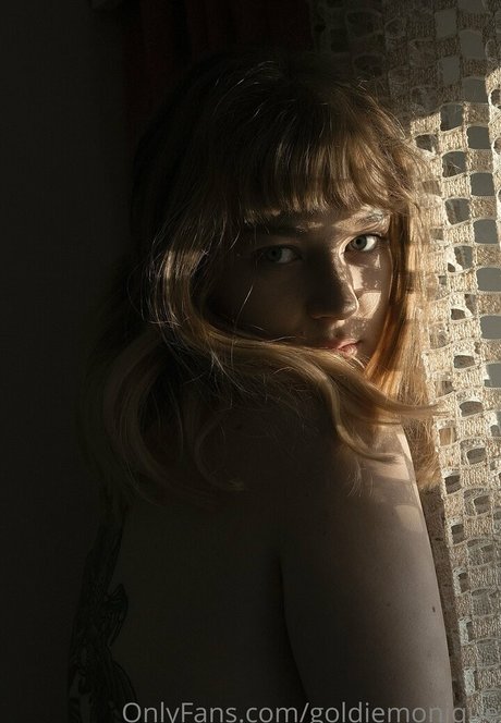 goldiemonique perfect model galleries