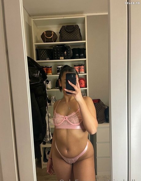 Vipshelly free pornstar img