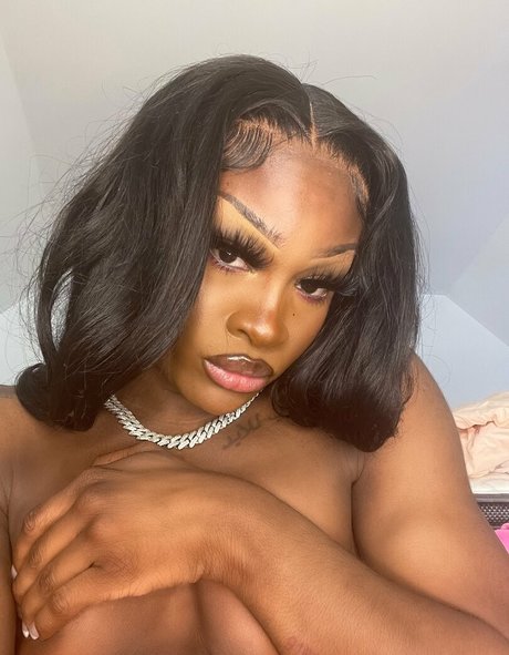 milandior3 model xxx galleries