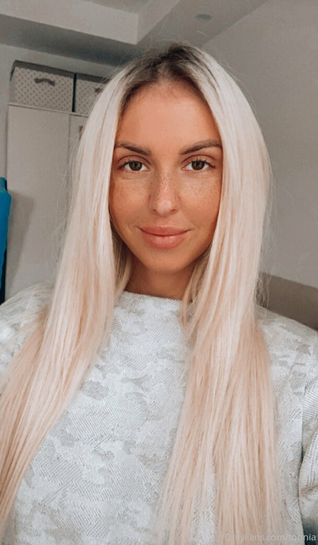 tonnia perfect model images