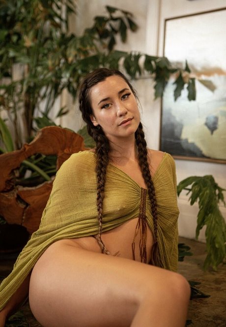 littleastronaut exclusive pornstar photo