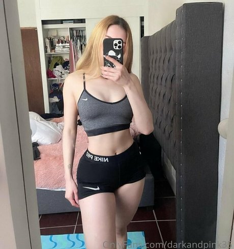 darkandpink35 pornstar nude photos