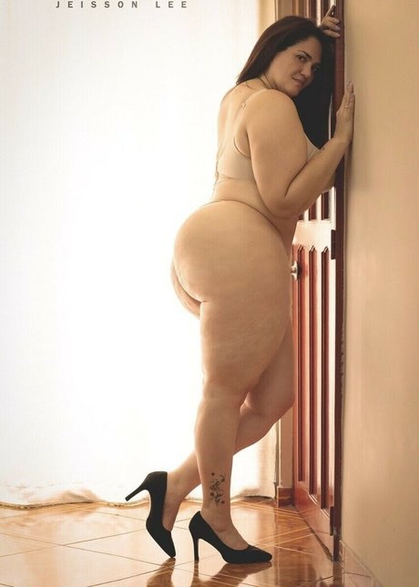 Claudia Patricia Roquer high quality pornstar pic