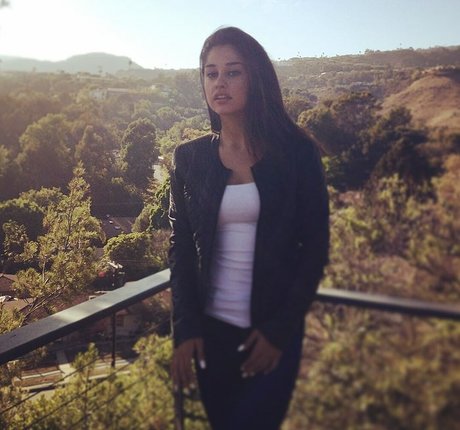 Yvette Monreal adult star img