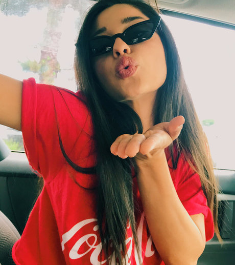 Yvette Monreal best model image