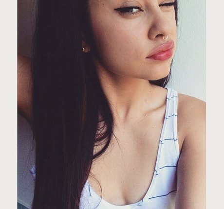 Yvette Monreal actress galleries