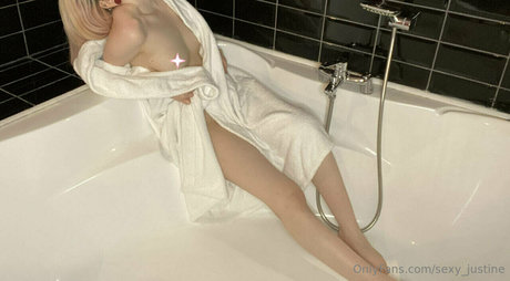 sexy justine nudes pornstar img