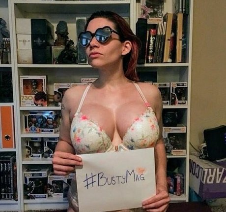 Busty Magazine perfect model pics