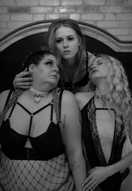 kytrue pornstar nice galleries