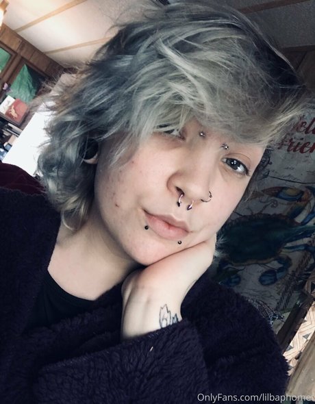 lilbaphomet porn model image