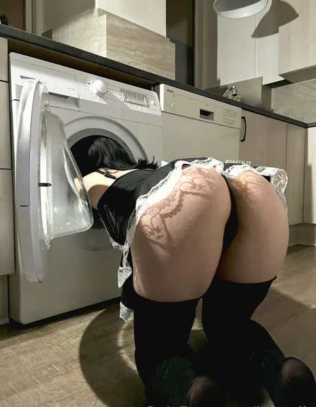 juletalis nude star pics