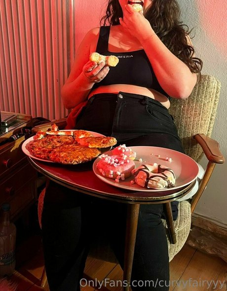 curvyfairyyy nudes model pictures