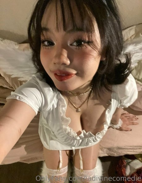 iadivinecomedie pornstar nice pictures