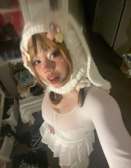 iadivinecomedie pornstar hd photo