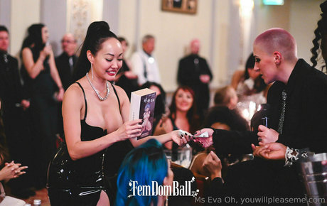 youwillplease me adult model photo