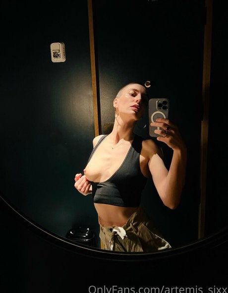 artemis sixx porn star picture