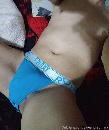 blueandredmask high quality actress img