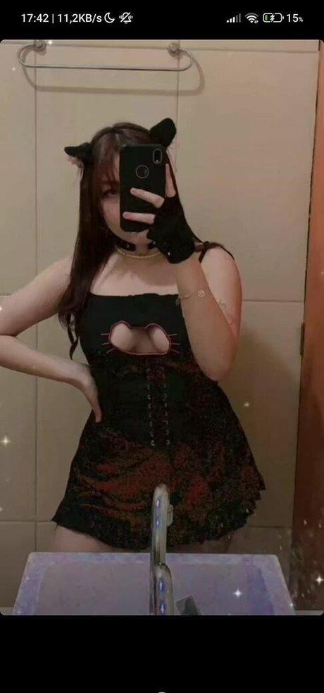 Freak emi porn actress img