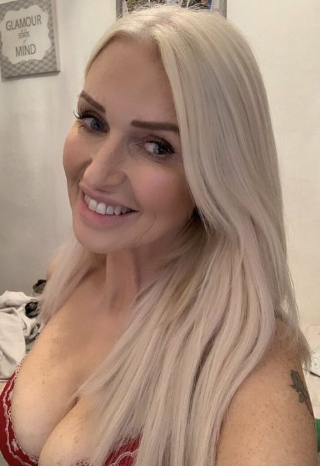 candy c model naked archive