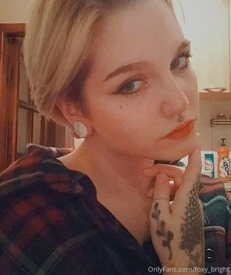 foxy bright adult actress galleries