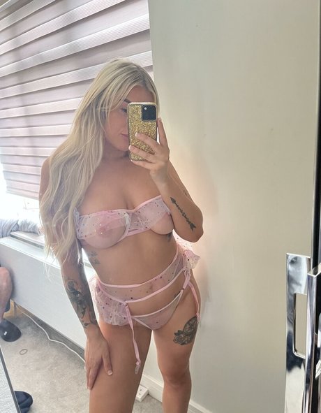 Ava Jade porn actress galleries