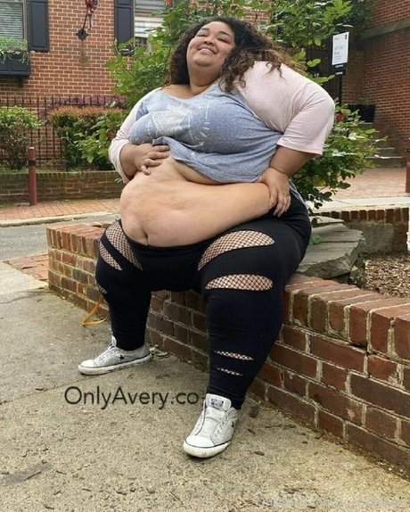 spanxbeluga pornographic actress img