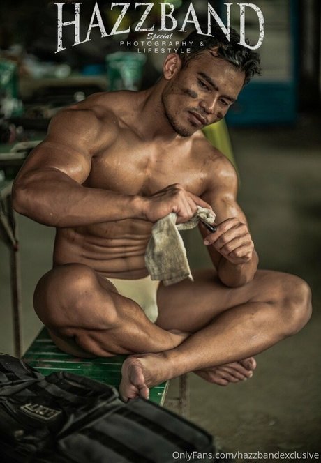 hazzbandexclusive model pretty picture