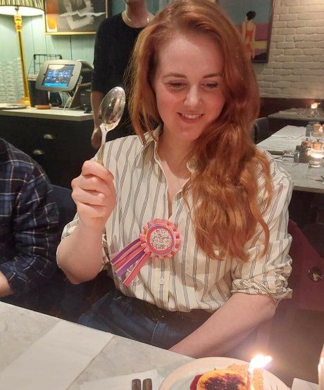 Beth Roars xxx model gallery