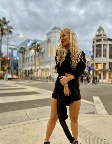 angelpussy18 nude star photos