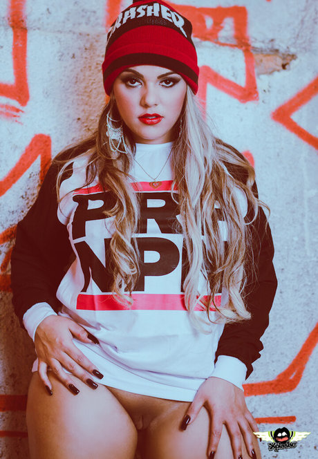 Carine Ivankio art actress pic