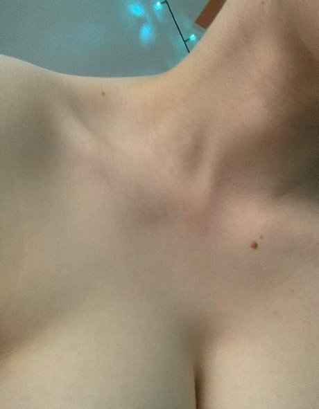 likastorm model free pictures