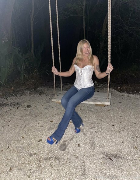 wickedolivia model perfect pics