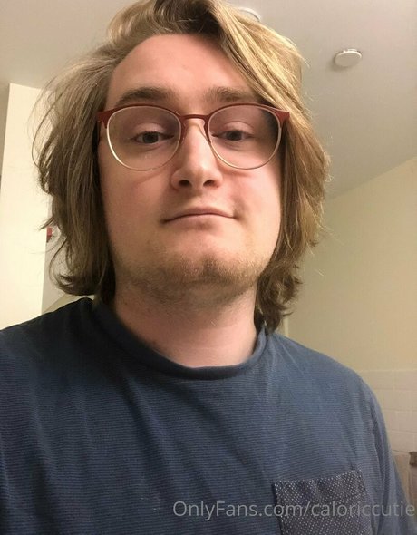 caloriccutie sexy actress pic