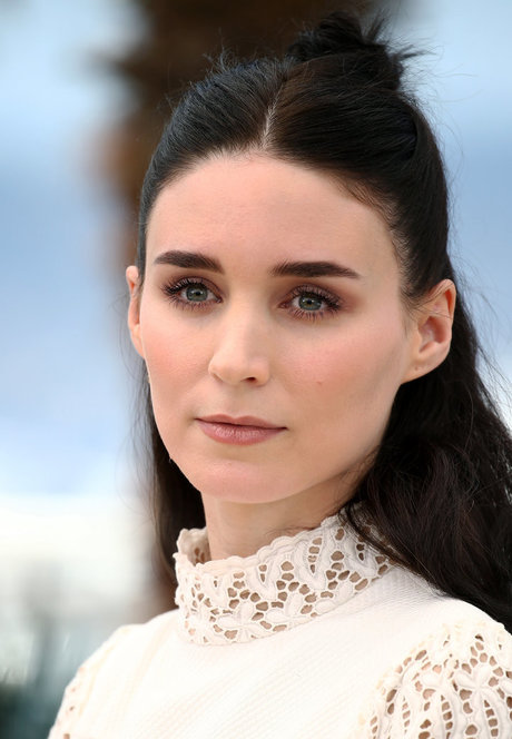 Rooney Mara model nude photos
