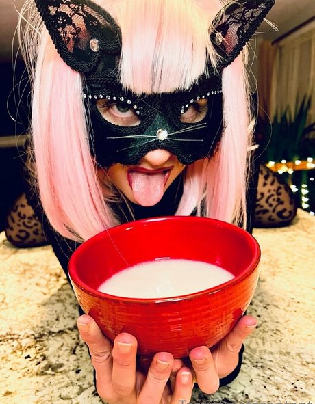 tastietreetz adult model images