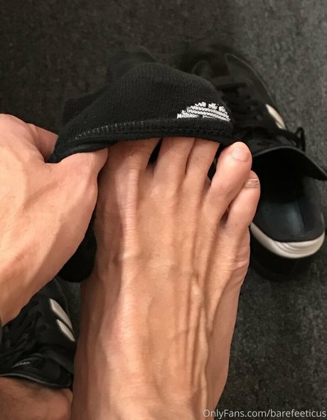 barefeeticus pretty pornstar picture