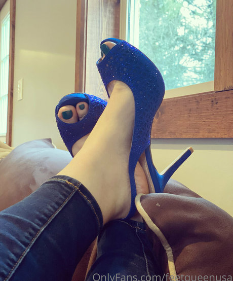 clovers photos sex actress pic