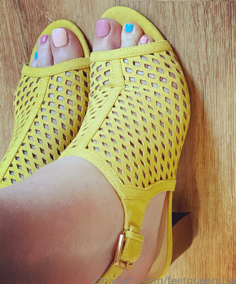 clovers photos exclusive model gallery