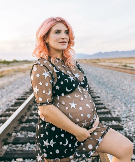 Mr Kate porn model archive