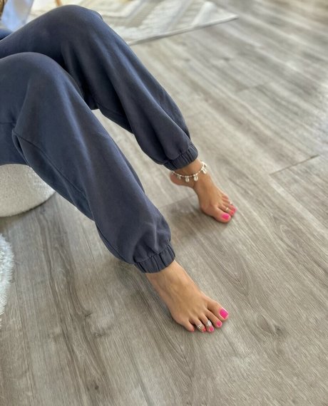 Mariefrenchgirlfeet erotic model archive