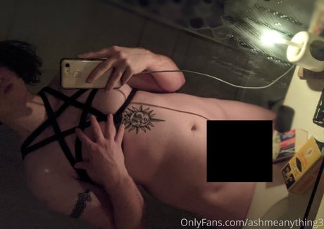 ashmeanything3 profile pic