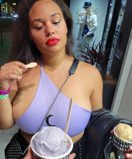 Sharlettewitch nude star gallery