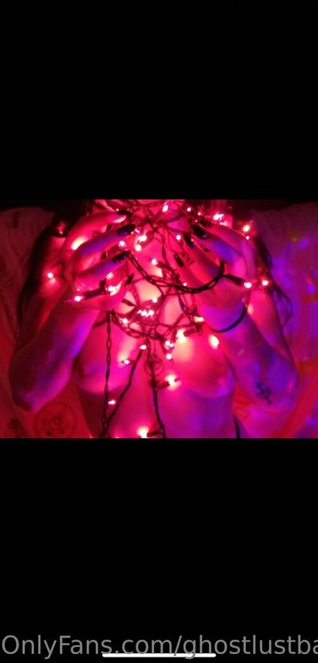 ghostlustbabydoll top star pic